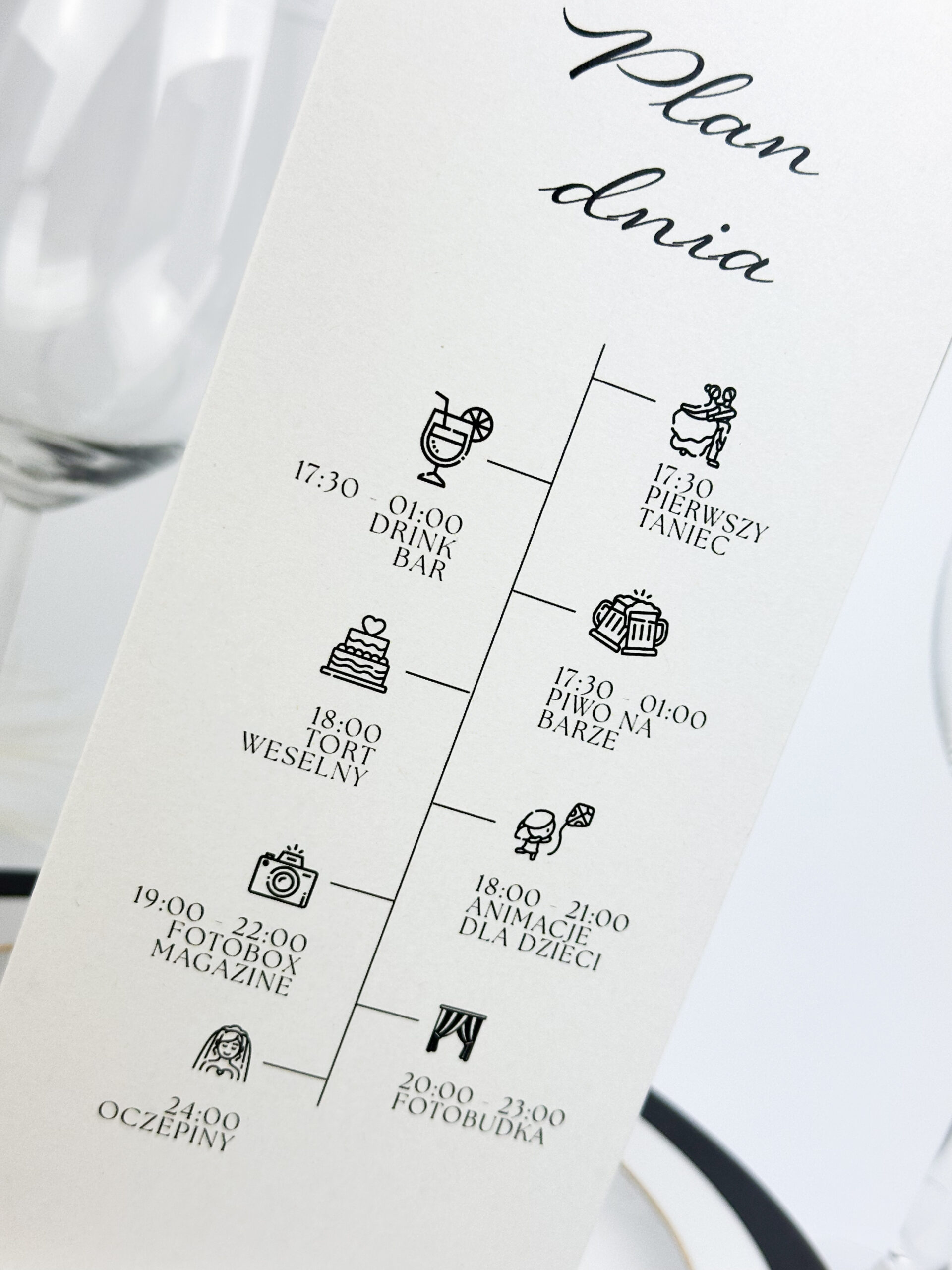 Menu weselne, plan stołów, numer stołu - składany trójkąt