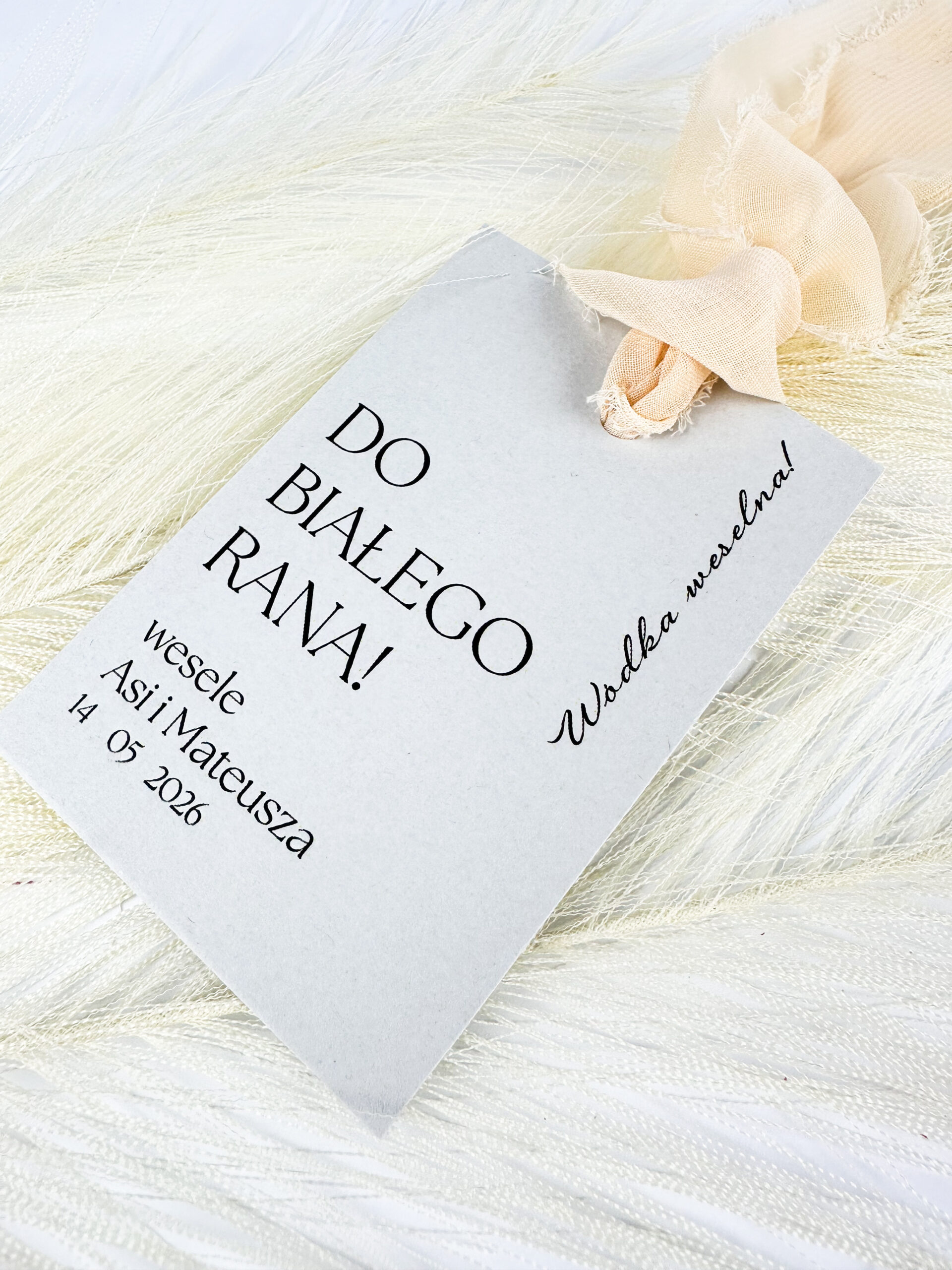 Zawieszka na alkohol, minimalistyczna zawieszka na alkohol, elegancka zawieszka na alkohol